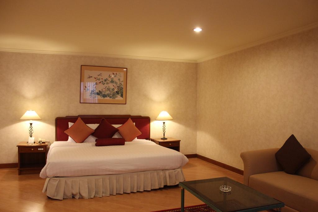 Rembrandt Suites Bangkok Extérieur photo
